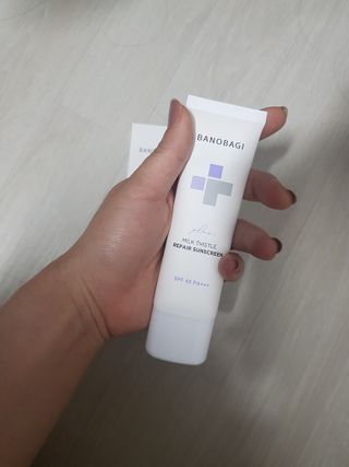 바노바기 코스메틱 바노바기 밀크씨슬 리페어 시카 선스크린 플러스 50ml — 4점을 준 리뷰어가 2023년 2월 올린 사용 사진