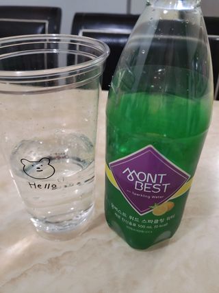 몽베스트 Montbest with Sparkling water Lemon OR Lime 20병(랜덤) — 5점을 준 리뷰어가 2022년 11월 올린 사용 사진