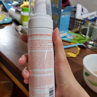MF프리 [닥터문] 유산균 락토케어 질경초 여성청결제 200ml (폼타입) — 5점을 준 리뷰어가 2022년 5월 올린 사용 사진