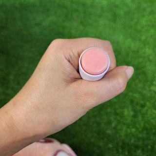 스킨큐어 산다화 카멜리아 안티 링클 멀티밤 — 4.5점을 준 리뷰어가 2022년 10월 올린 사용 사진