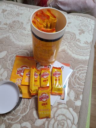 광동생활건강 [광동] 제니비타민C 비타500데일리스틱 180포+제니등신대+제니스티커 — 5점을 준 리뷰어가 2021년 12월 올린 사용 사진
