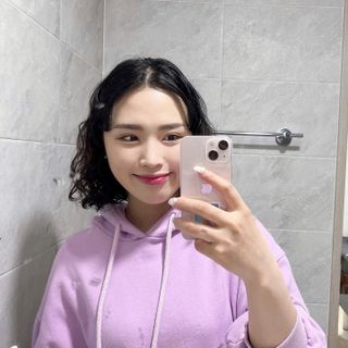 유메이 웰니스 샴푸 + 유메이 스칼프 브러쉬 — 5점을 준 리뷰어가 2022년 4월 올린 사용 사진