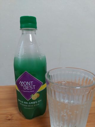 몽베스트 Montbest with Sparkling water Lemon OR Lime 20병(랜덤) — 5점을 준 리뷰어가 2023년 8월 올린 사용 사진