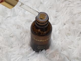 스킨큐어 산다화 비타민c 화이트닝 에센스 30ml — 5점을 준 리뷰어가 2023년 12월 올린 사용 사진