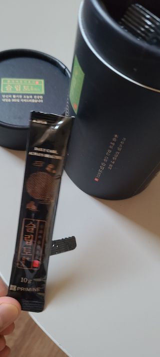 프리마인 자체 기업부설 연구소에서 찾아낸 건강한 수면의 비밀.  슬립토 플러스 30포 — 5점을 준 리뷰어가 2022년 8월 올린 사용 사진