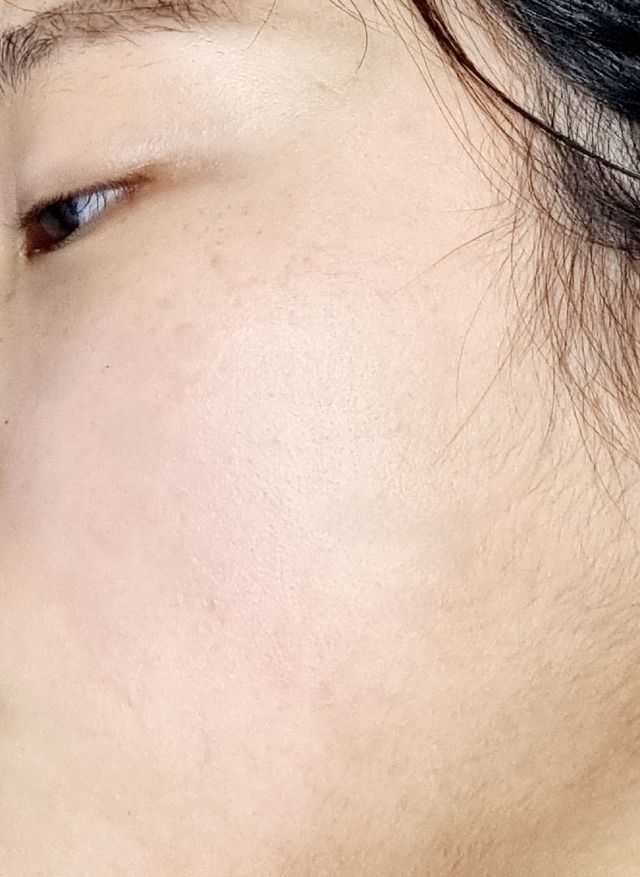 24.8 수려한 더 블랙 텐션 핏 메쉬쿠션 리뷰 사진