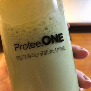프로티원 단백질쉐이크 녹차맛 2주분 1통+보틀 — 5점을 준 리뷰어가 2021년 5월 올린 사용 사진