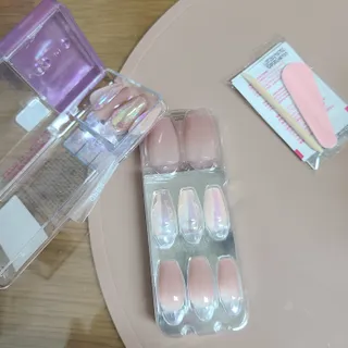데싱디바 매직프레스 가을매니 코핀 5종 중 택1 — 5점을 준 리뷰어가 2021년 10월 올린 사용 사진
