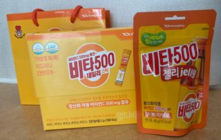 광동생활건강 [광동] 비타500데일리스틱 70포+쇼핑백+구미3개 — 3.5점을 준 리뷰어가 2021년 12월 올린 사용 사진