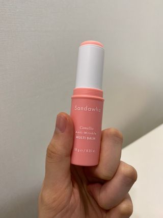 스킨큐어 산다화 카멜리아 안티 링클 멀티밤 — 5점을 준 리뷰어가 2022년 10월 올린 사용 사진