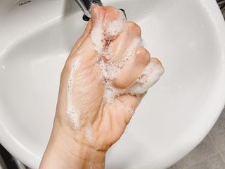 아이토리 시카 앰플 더블 클렌저 — 5점을 준 리뷰어가 2023년 4월 올린 사용 사진