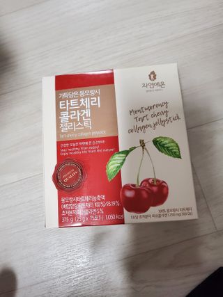 자연에온 가득담은 몽모랑시 타트체리 콜라겐 젤리스틱 — 5점을 준 리뷰어가 2021년 1월 올린 사용 사진