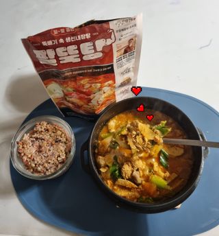 소담스퀘어 상암 궁중해물탕조씨집 백년가게 조씨집 팔뚝탕1인분550g — 5점을 준 리뷰어가 2022년 12월 올린 사용 사진