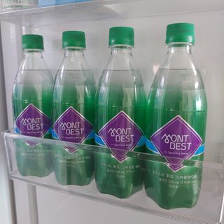 몽베스트 Montbest with Sparkling water Plain 20병 — 5점을 준 리뷰어가 2022년 5월 올린 사용 사진