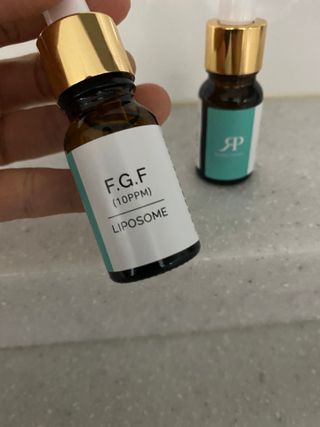 랑팡 EGF+FGF 10ppm 리포좀 앰플 원액 10ml — 5점을 준 리뷰어가 2021년 11월 올린 사용 사진