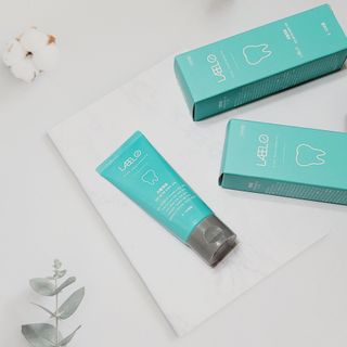 치과에서 쓰는 치약 _ 라벨제로 저불소 꼬마, 키즈, 유아, 베이비, 주니어 안전한 어린이치약 — 5점을 준 리뷰어가 2022년 11월 올린 사용 사진