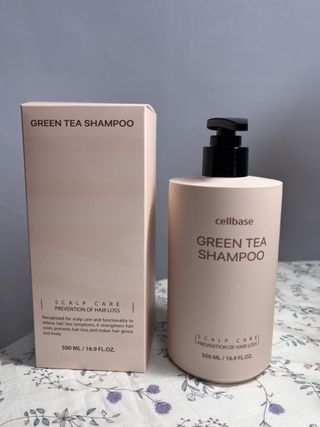 프리마인 더이상 뻣뻣하고 효과없는 탈모샴푸는 NO. 근본부터 케어하는 셀베이스 그린티샴푸(500ml) — 5점을 준 리뷰어가 2023년 3월 올린 사용 사진