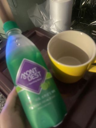 몽베스트 Montbest with Sparkling water Lime20병 — 4.5점을 준 리뷰어가 2021년 10월 올린 사용 사진