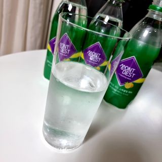 몽베스트 Montbest with Sparkling water Lemon OR Lime 20병(랜덤) — 5점을 준 리뷰어가 2021년 10월 올린 사용 사진