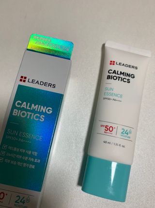 리더스코스메틱 리더스 카밍 바이오틱스 선 에센스 SPF 50+ PA++++ — 5점을 준 리뷰어가 2022년 6월 올린 사용 사진