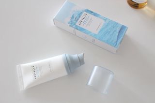 [스킨1004] 마다가스카르 센텔라 히알루-시카 워터핏 선세럼 50ml — 5점을 준 리뷰어가 2024년 5월 올린 사용 사진