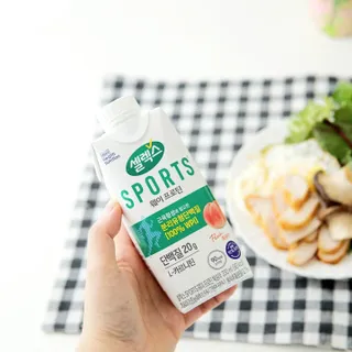 셀렉스스포츠 셀렉스 스포츠 웨이 프로틴 복숭아_ 330ml x 12팩 — 5점을 준 리뷰어가 2021년 10월 올린 사용 사진