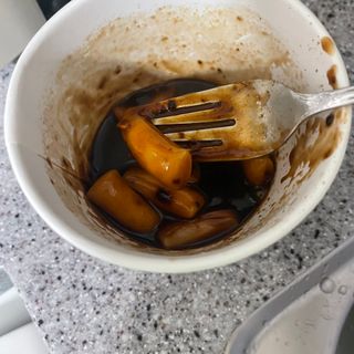 유비쿡 컵떡볶이 매운컵떡볶이2개/ 짜장컵떡볶이 2개  총 4개세트 — 5점을 준 리뷰어가 2021년 3월 올린 사용 사진