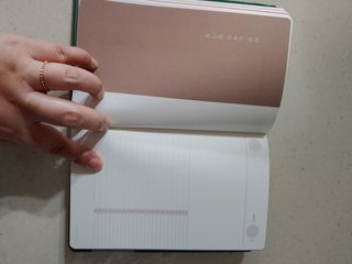 응원과 위로가 필요한 당신에게  리훈 하고싶은말 스터디 플래너 — 5점을 준 리뷰어가 2021년 3월 올린 사용 사진