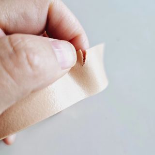 3M 넥스케어 물집방지쿠션테이프 1매 + 물집방지패드 10매 — 5점을 준 리뷰어가 2024년 4월 올린 사용 사진