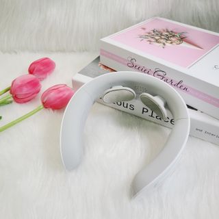 멜리언스 목 마사지기 — 5점을 준 리뷰어가 2022년 2월 올린 사용 사진
