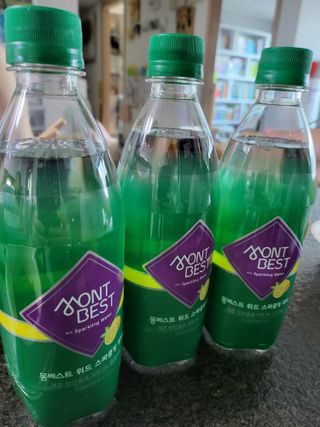 몽베스트 Montbest with Sparkling water Lemon OR Lime 20병(랜덤) — 5점을 준 리뷰어가 2021년 10월 올린 사용 사진