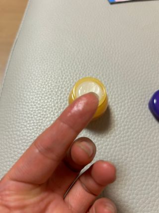 틱톡 [후르디아] 튼입술해결템 올리브영 블루베리 하이드레이팅 허니 립밤 — 5점을 준 리뷰어가 2024년 3월 올린 사용 사진