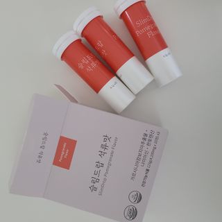 [슬림드랍 석류맛] 건기식 다이어트 보조제 겸 비타민 — 4점을 준 리뷰어가 2022년 1월 올린 사용 사진