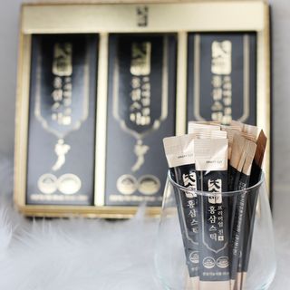 헬스업_천명진프리미엄홍삼스틱_10ml x 30포 — 5점을 준 리뷰어가 2021년 1월 올린 사용 사진