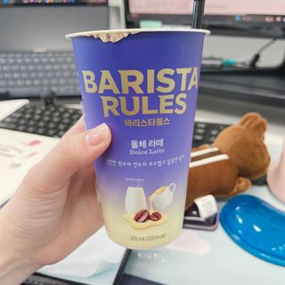 바리스타룰스 돌체 라떼 — 3.5점을 준 리뷰어가 2023년 4월 올린 사용 사진