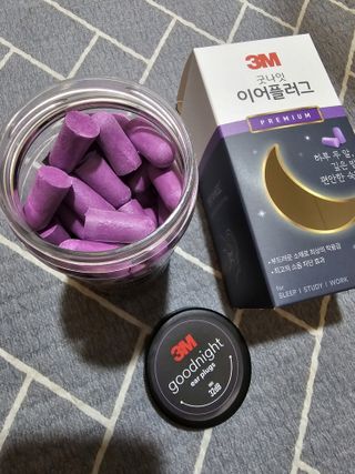 3M 소음방지 수면 귀마개 굿나잇 이어플러그 오렌지/퍼플 50쌍 — 5점을 준 리뷰어가 2023년 7월 올린 사용 사진