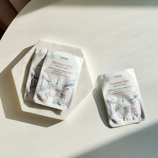 세뚜아(Cettua) [세뚜아] 타임리스 바이탈 페이셜 마스크팩  Cettua Timeless  Vital Mask 5매 — 5점을 준 리뷰어가 2024년 1월 올린 사용 사진