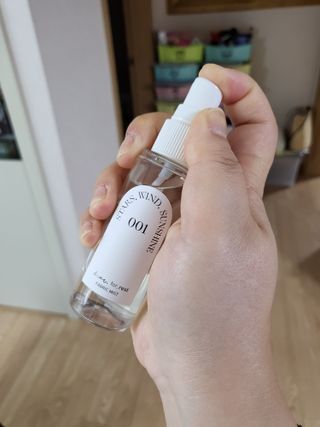 디어포레스트 [5개세트] 숲속의 하루 패브릭미스트 (섬유향수/ 룸스프레이) 50ml 5개 — 5점을 준 리뷰어가 2022년 9월 올린 사용 사진