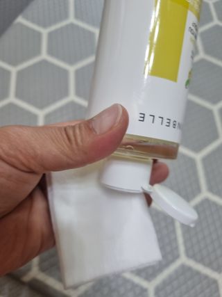 랑벨 내츄럴 딥 립앤아이 리무버 210ml — 5점을 준 리뷰어가 2022년 6월 올린 사용 사진