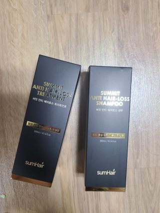 썸헤어 / SUMHAIR 썸헤어  써밋 안티 헤어로스 샴푸+트리트먼트 — 5점을 준 리뷰어가 2021년 5월 올린 사용 사진