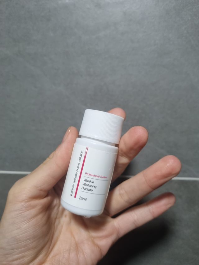 매트리콜 퓨어파인 + 파워릴리즈 솔루션 25ml 리뷰 사진
