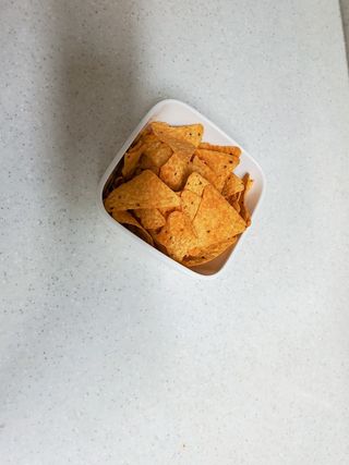 롯데제과 도리토스 양념치킨맛 — 5점을 준 리뷰어가 2021년 4월 올린 사용 사진