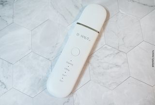 디하우트 랩 4 in 1 갈바닉 아쿠아 워터 필링기 스킨스크러버 — 5점을 준 리뷰어가 2021년 11월 올린 사용 사진