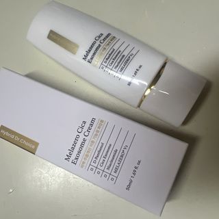 하이브리온 [쿠팡]멜라제로 시카엑소좀 크림 50ml PDRN 줄기세포 주름 미백기능성 피부과 병원입점, 1개, 50g — 5점을 준 리뷰어가 2025년 6월 올린 사용 사진