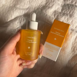 체르엠 스템앤셀 비타민 브라이트닝 에센스 30ml 1개 — 4.5점을 준 리뷰어가 2021년 9월 올린 사용 사진