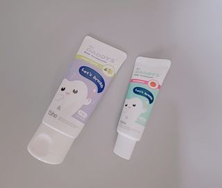 닥터데디스 안심저불소 키즈치약 (라즈베리, 청포도향 중 택 1) 60g +  여행용 미니 치약 15g — 5점을 준 리뷰어가 2022년 7월 올린 사용 사진