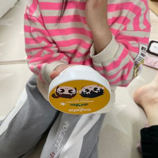 소이베베X신비아파트 모이스쳐 선팩트 SPF50+ PA+++ — 5점을 준 리뷰어가 2023년 4월 올린 사용 사진