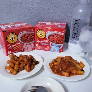 한성기업 무볼레 닭떡볶이+해물떡볶이 2종 세트 — 5점을 준 리뷰어가 2021년 10월 올린 사용 사진