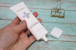 바노바기 코스메틱 바노바기 밀크씨슬 리페어 시카 선스크린 플러스 50ml — 5점을 준 리뷰어가 2023년 1월 올린 사용 사진