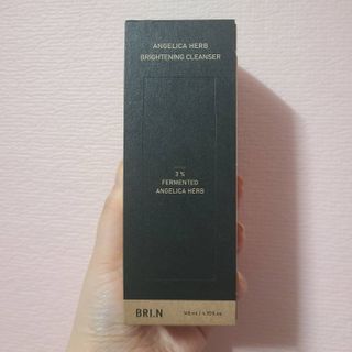 풀무원 브리엔 엔젤리카 허브 브라이트닝 클렌저+전용펌프 — 5점을 준 리뷰어가 2021년 2월 올린 사용 사진